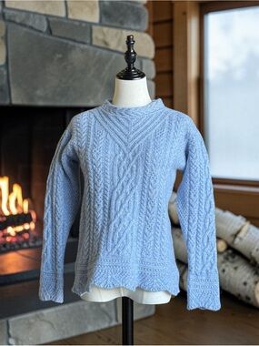 The Irish Store Periwinkle Blue 100% Merino Wool Cable Knit Sweater Sz L